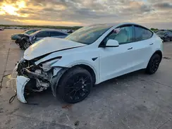 7SAYGDEE1RA272906 2024 TESLA MODEL Y