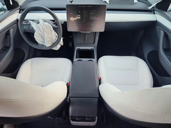 7SAYGDEE1RA272906 2024 TESLA MODEL Y - Image 8