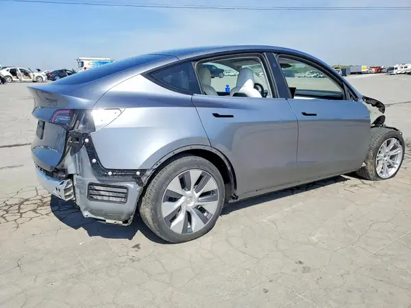 7SAYGDEE1RA287731 2024 TESLA MODEL Y - Image 2