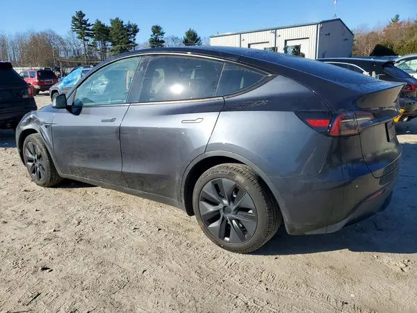 7SAYGDEE1RA308805 2024 TESLA MODEL Y - Image 2