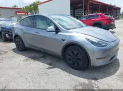 7SAYGDEE1RA309582 2024 TESLA MODEL Y