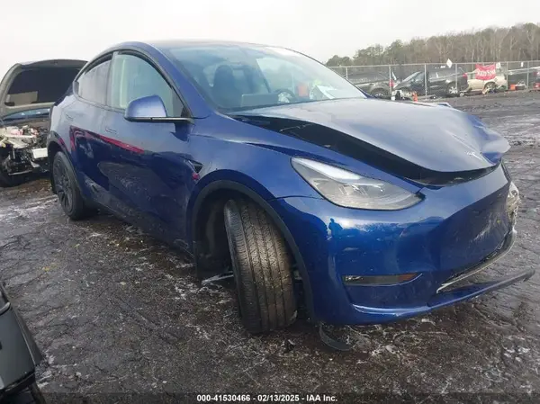 7SAYGDEE1RA319271 2024 TESLA MODEL Y - Image 1