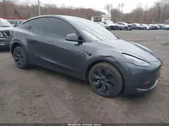 7SAYGDEE1RA323921 2024 TESLA MODEL Y