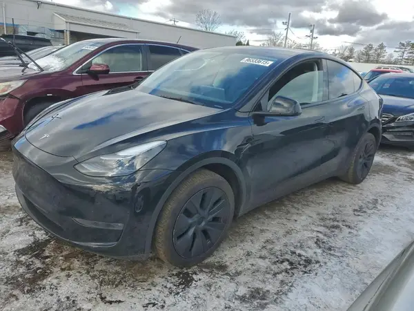 7SAYGDEE1RA325166 2024 TESLA MODEL Y - Image 1