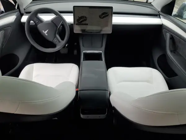 7SAYGDEE1RA326222 2024 TESLA MODEL Y - Image 8