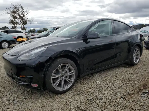 7SAYGDEE1RF003176 2024 TESLA MODEL Y - Image 1