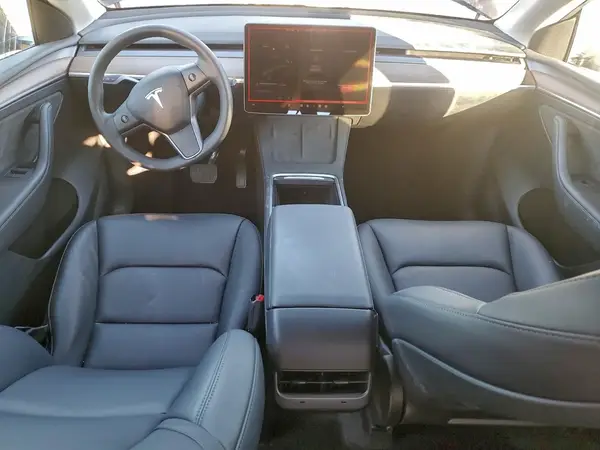 7SAYGDEE1RF025078 2024 TESLA MODEL Y - Image 8