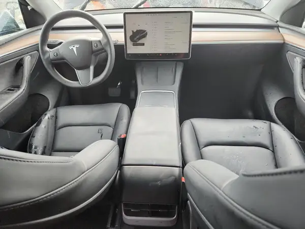7SAYGDEE1RF031916 2024 TESLA MODEL Y - Image 8