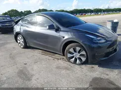 7SAYGDEE1RF035089 2024 TESLA MODEL Y