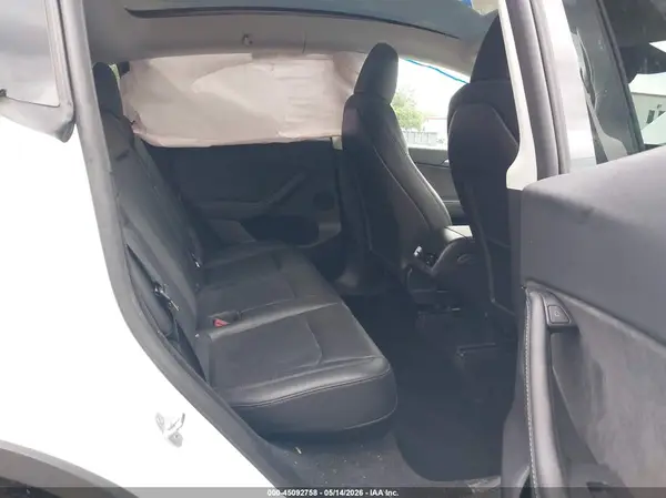 7SAYGDEE1RF036887 2024 TESLA MODEL Y - Image 8