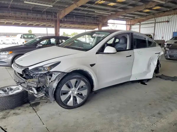 7SAYGDEE1RF054192 2024 TESLA MODEL Y - Image 1