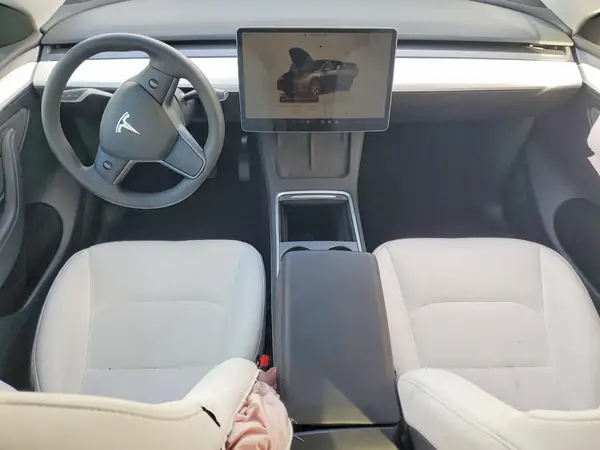 7SAYGDEE1RF059599 2024 TESLA MODEL Y - Image 8