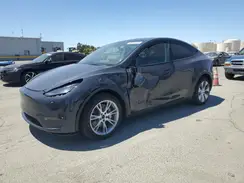 7SAYGDEE1RF060140 2024 TESLA MODEL Y