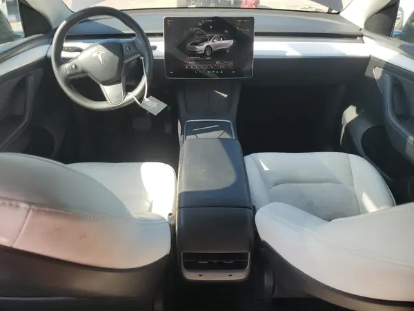 7SAYGDEE1RF062096 2024 TESLA MODEL Y - Image 8