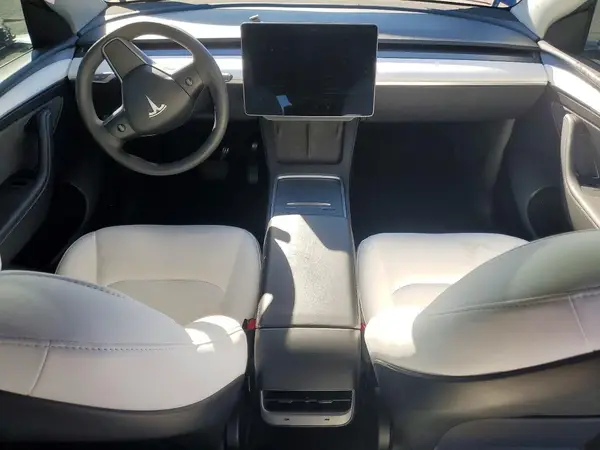 7SAYGDEE1RF062924 2024 TESLA MODEL Y - Image 8