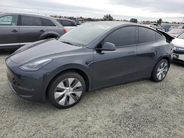 7SAYGDEE1RF073566 2024 TESLA MODEL Y - Image 1