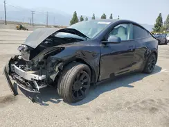 7SAYGDEE1RF080100 2024 TESLA MODEL Y