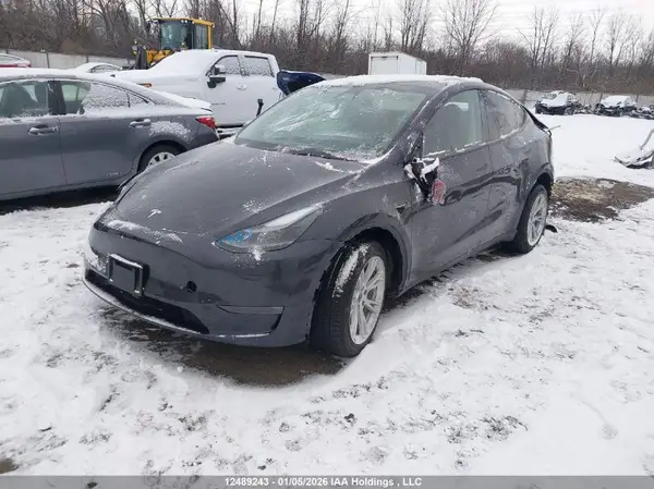 7SAYGDEE1RF085359 2024 TESLA MODEL Y - Image 2