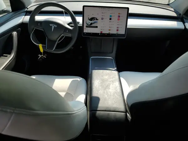 7SAYGDEE1RF126959 2024 TESLA MODEL Y - Image 8