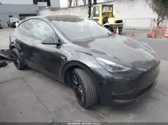 7SAYGDEE1RF146158 2024 TESLA MODEL Y
