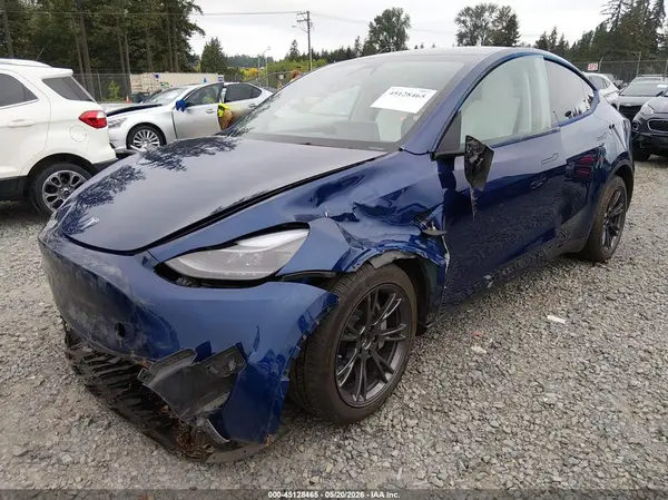 7SAYGDEE1RF150596 2024 TESLA MODEL Y - Image 2