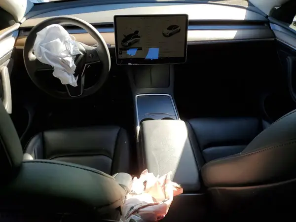 7SAYGDEE1RF151425 2024 TESLA MODEL Y - Image 8