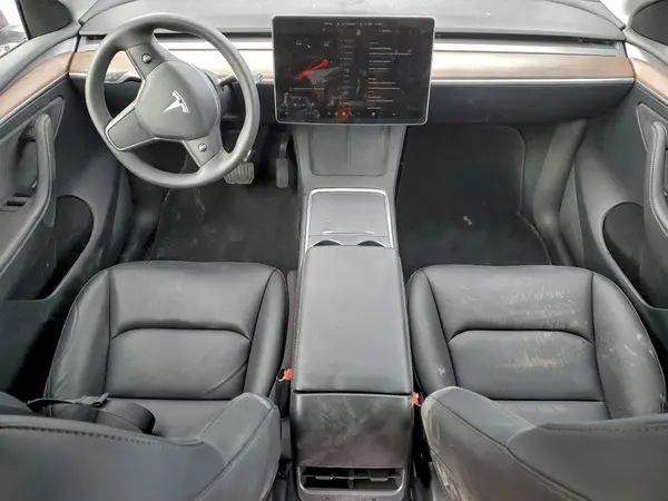 7SAYGDEE1RF159363 2024 TESLA MODEL Y - Image 8