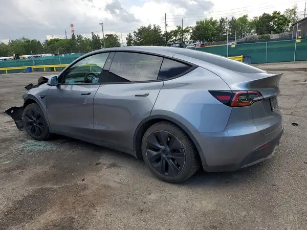 7SAYGDEE1RF161579 2024 TESLA MODEL Y - Image 2