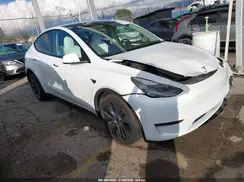 7SAYGDEE1RF170072 2024 TESLA MODEL Y