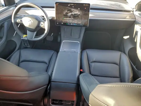 7SAYGDEE1RF181055 2024 TESLA MODEL Y - Image 8