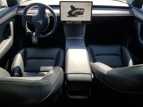 7SAYGDEE1RF190614 2024 TESLA MODEL Y - Image 8