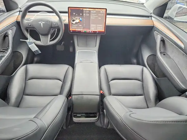 7SAYGDEE1RF197224 2024 TESLA MODEL Y - Image 8