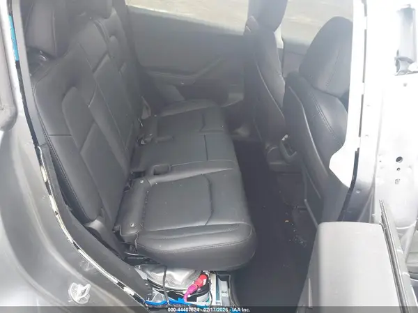 7SAYGDEE1RF199748 2024 TESLA MODEL Y - Image 8