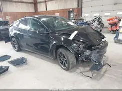 7SAYGDEE1RF200204 2024 TESLA MODEL Y