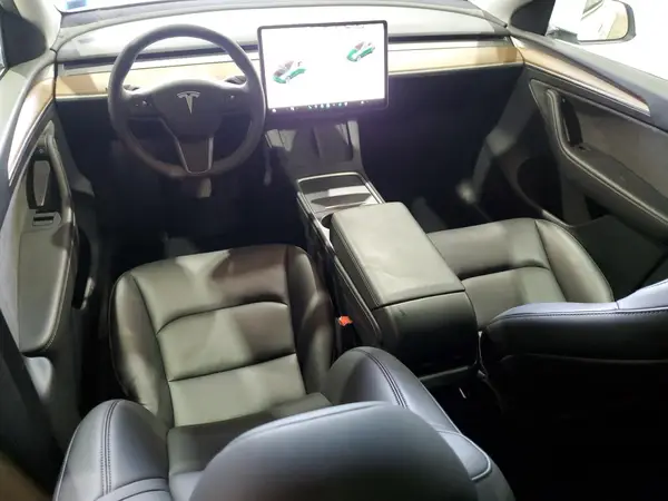 7SAYGDEE1RF201627 2024 TESLA MODEL Y - Image 8