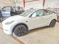 7SAYGDEE1RF207993 2024 TESLA MODEL Y