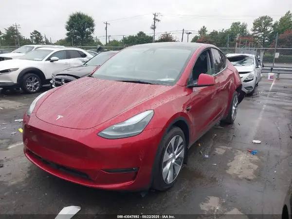 7SAYGDEE1RF988367 2024 TESLA MODEL Y - Image 2