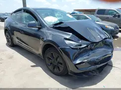 7SAYGDEE1RF988952 2024 TESLA MODEL Y