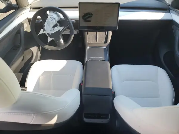 7SAYGDEE1RF994251 2024 TESLA MODEL Y - Image 8