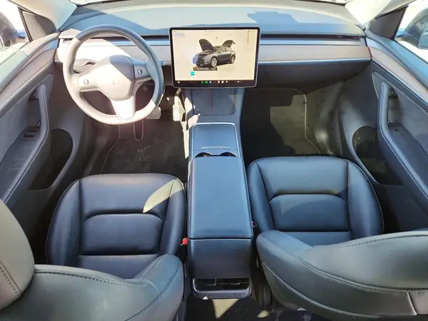 7SAYGDEE1RF994573 2024 TESLA MODEL Y - Image 8