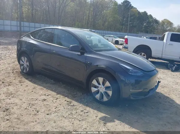 7SAYGDEE1RF995867 2024 TESLA MODEL Y - Image 1