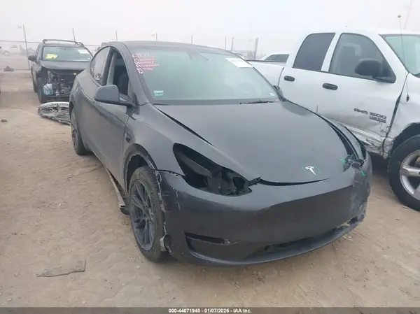 7SAYGDEE1SA344824 2025 TESLA MODEL Y - Image 1