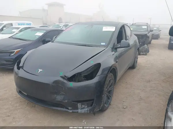 7SAYGDEE1SA344824 2025 TESLA MODEL Y - Image 2
