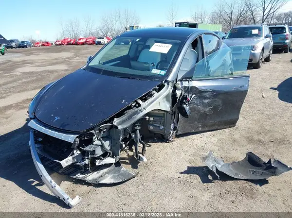 7SAYGDEE1SA351255 2025 TESLA MODEL Y - Image 2