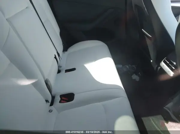 7SAYGDEE1SA351255 2025 TESLA MODEL Y - Image 8