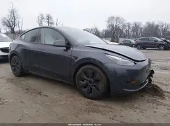 7SAYGDEE1SA354124 2025 TESLA MODEL Y