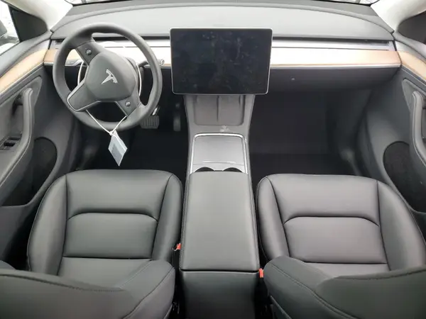 7SAYGDEE1SA354138 2025 TESLA MODEL Y - Image 8