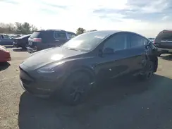 7SAYGDEE1SA363065 2025 TESLA MODEL Y