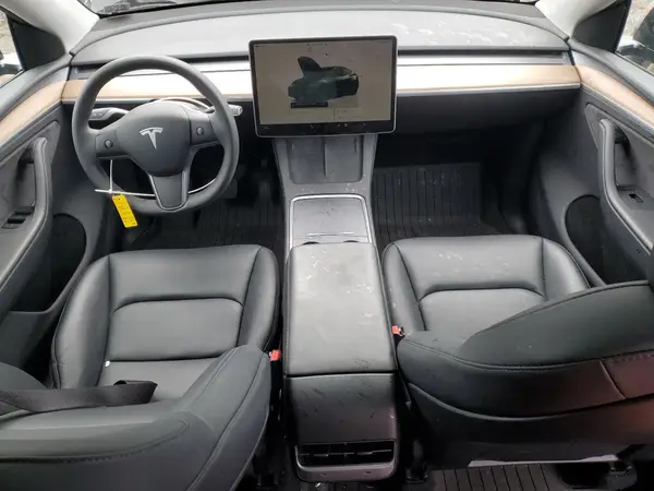 7SAYGDEE1SA363065 2025 TESLA MODEL Y - Image 8