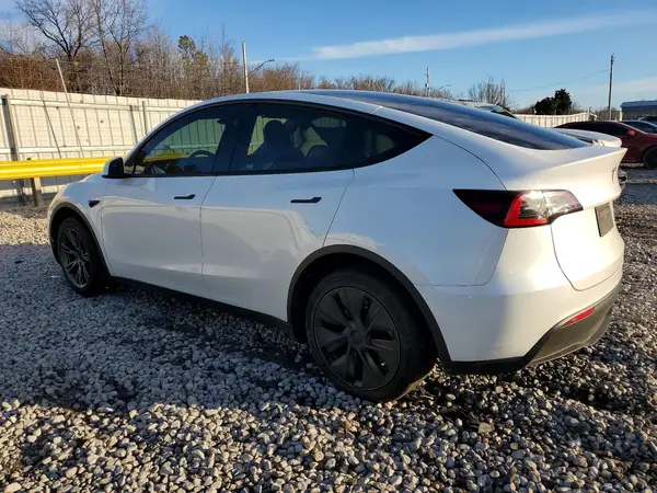 7SAYGDEE1SF263437 2025 TESLA MODEL Y - Image 2